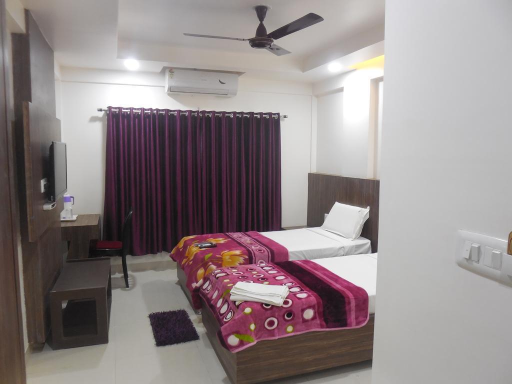 Jk Rooms 101 Hotel Asian Inn-Nr. Empress Mall Nagpur Exterior photo