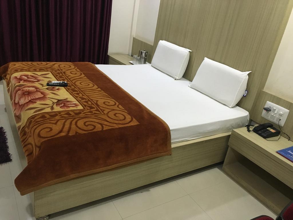 Jk Rooms 101 Hotel Asian Inn-Nr. Empress Mall Nagpur Exterior photo