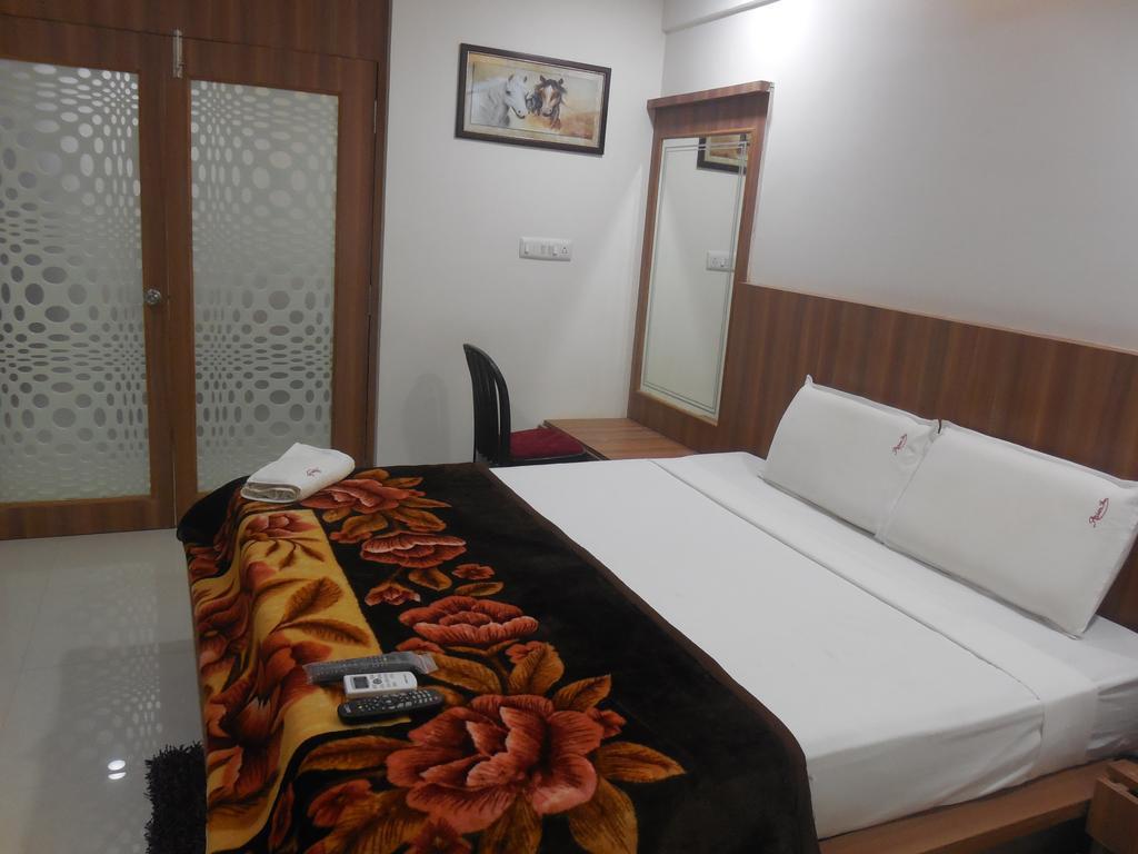 Jk Rooms 101 Hotel Asian Inn-Nr. Empress Mall Nagpur Exterior photo